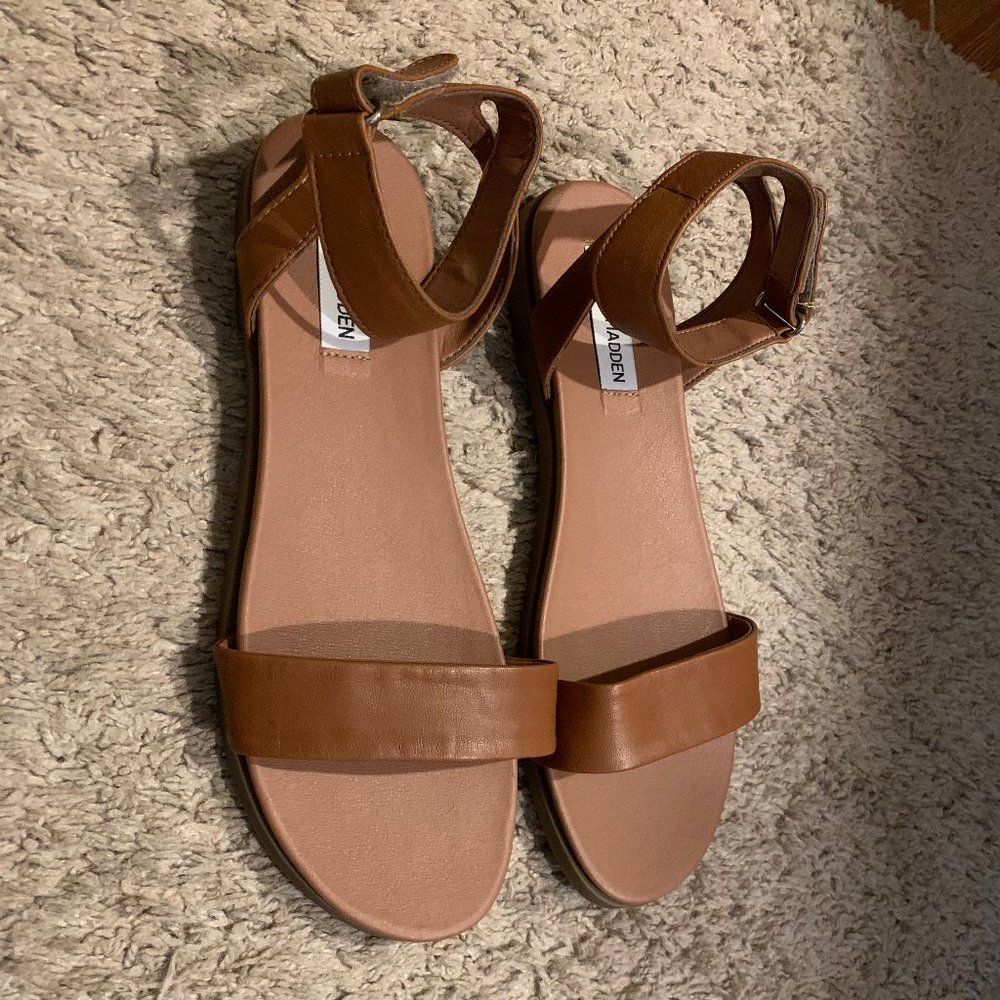 Steve Madden Tan Sandals, Size 9